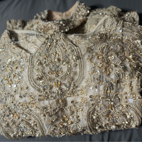 Kanwal Malik (Elegant Gold and White Embellished dress) small size - Picture 8 of 16